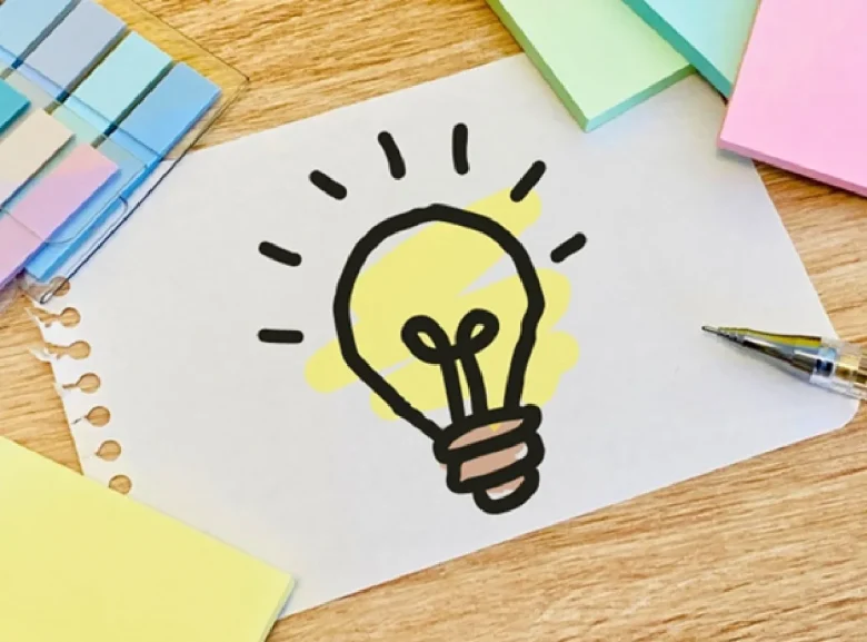 アイデア出し(メモ用紙と付箋)